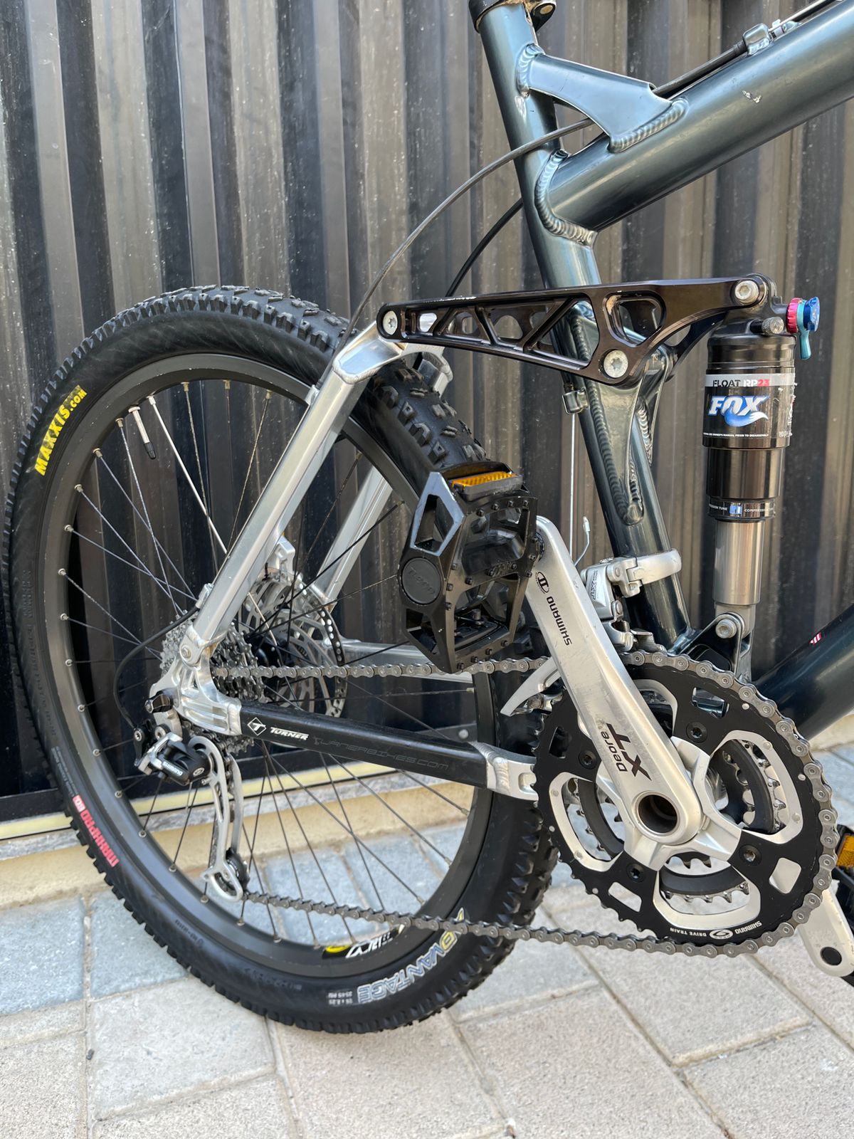 Turner Full Suspension 26 Inch: Trail-Ready Performance