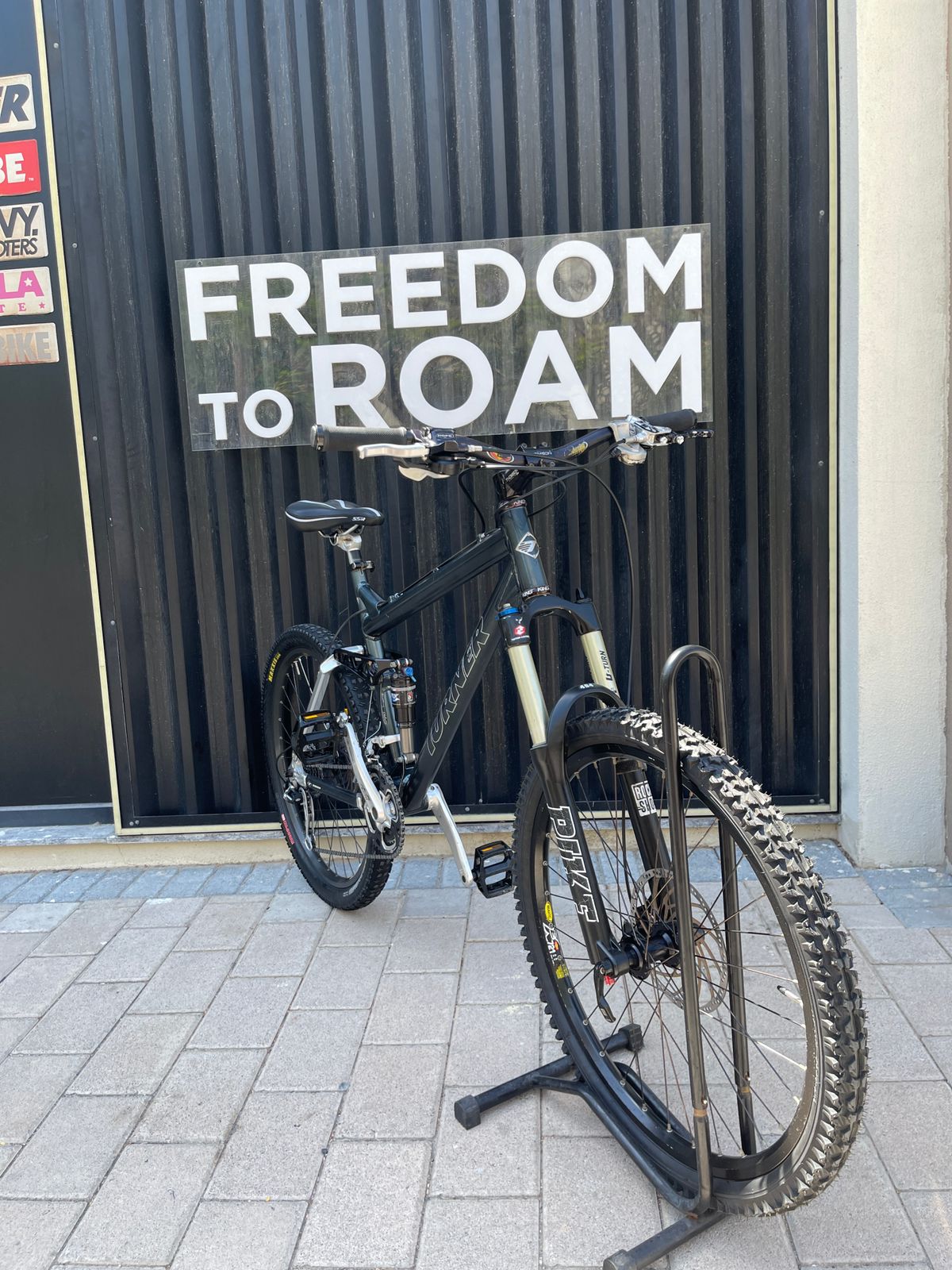 Turner Full Suspension 26 Inch: Trail-Ready Performance